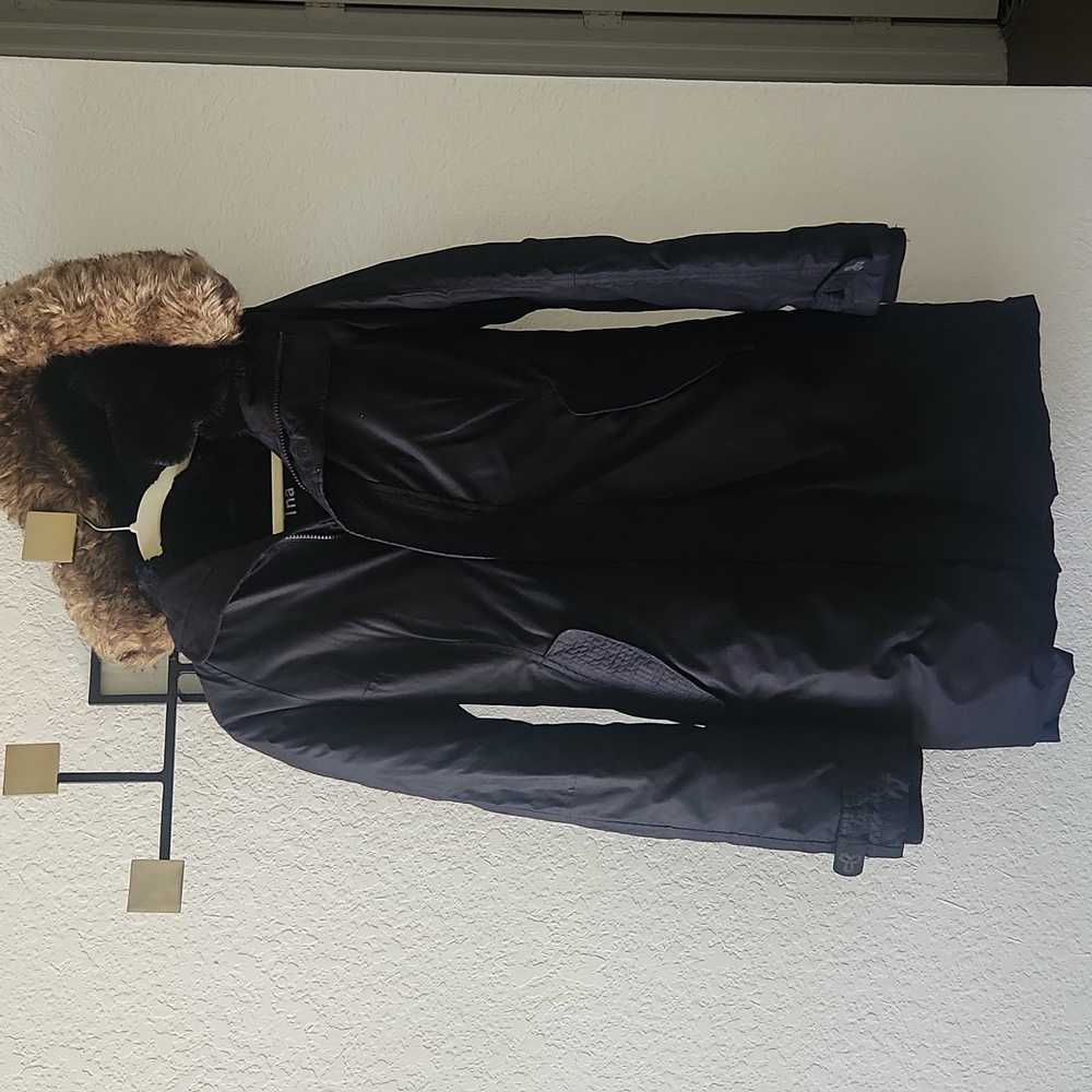 Aritzia TNA Summit Parka Small - Picture 3 of 12